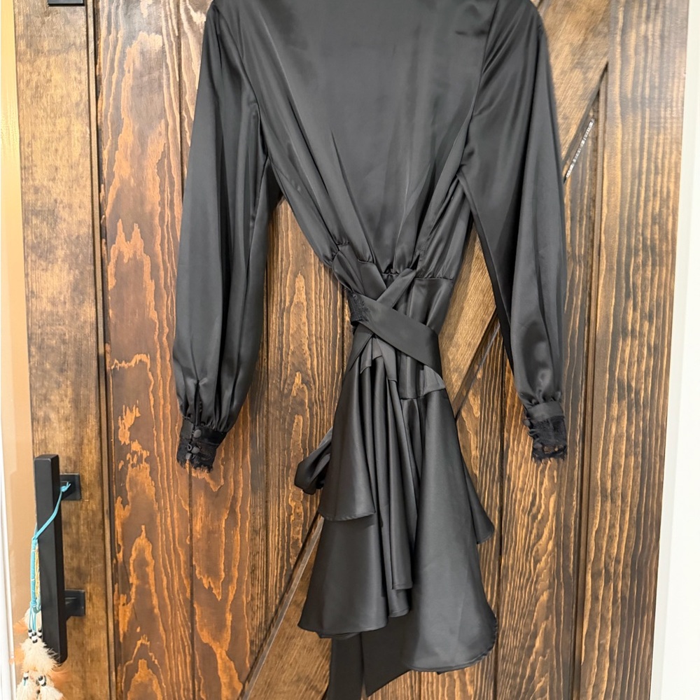 Lovers and Friends Satin Wrap Dress - Picture 4 of 7